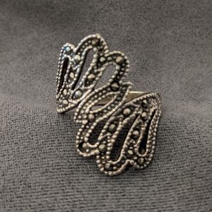 💎 NWOT! 925 Sterling Silver Ring